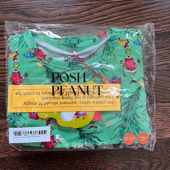 Posh peanut class pajamas 5-6 yr smirky grinch